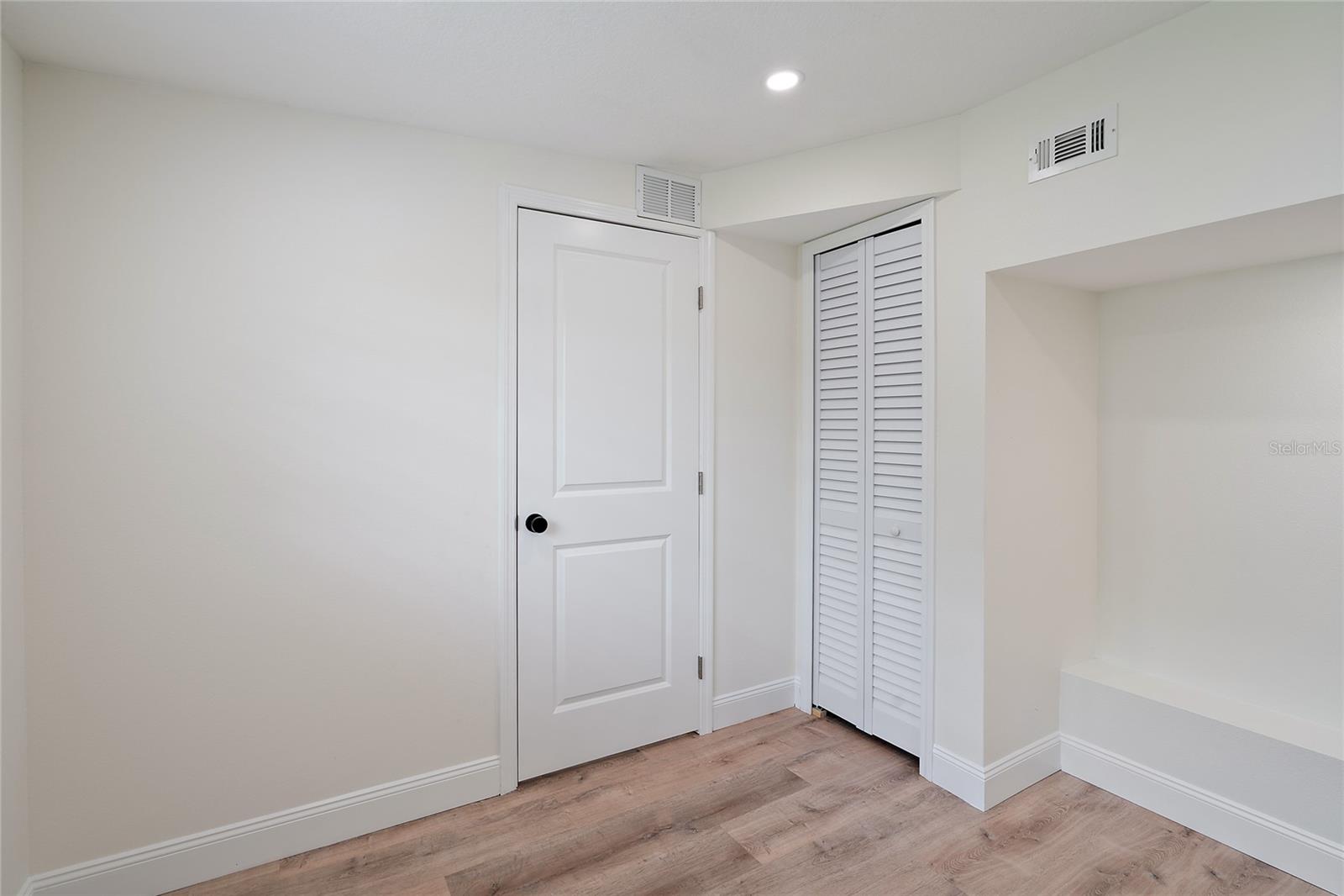 WOLFERS LAKE VIEW TERRACE - Residential