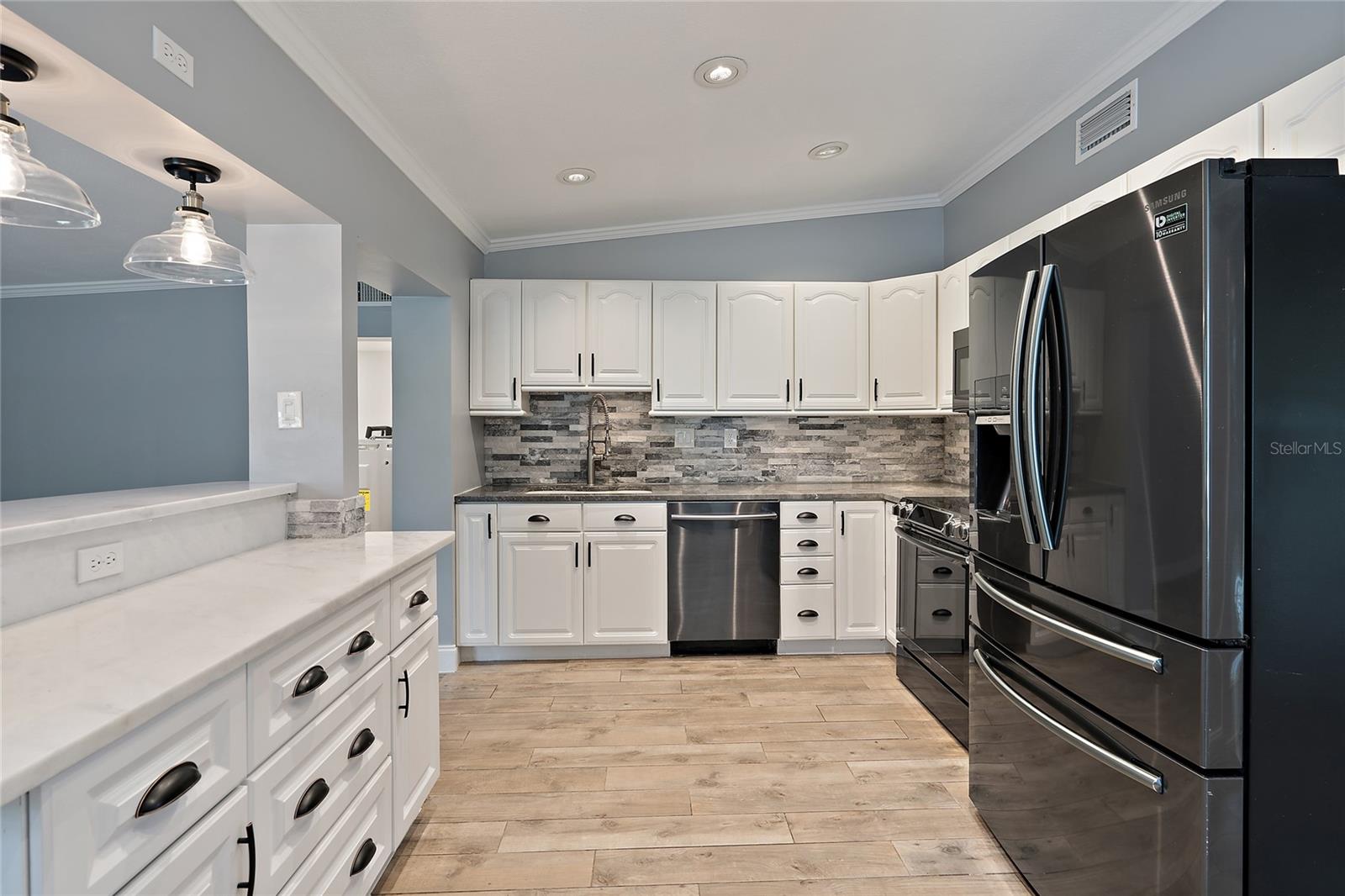 WOLFERS LAKE VIEW TERRACE - Residential