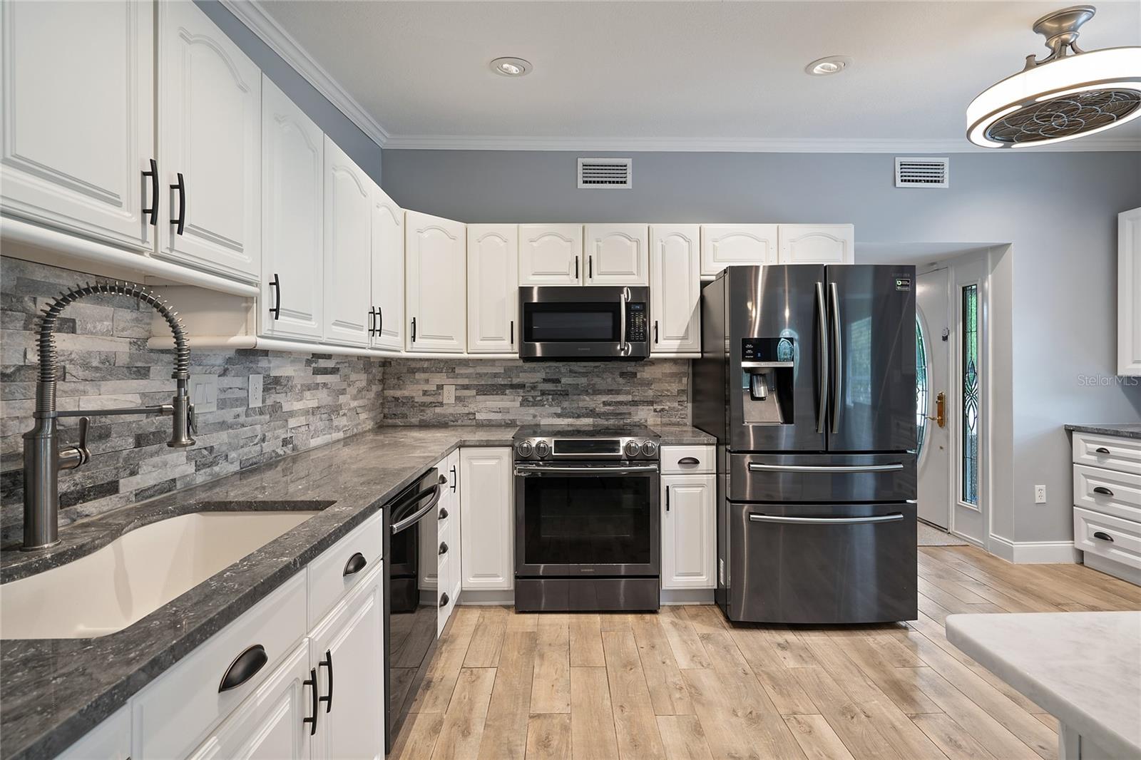 WOLFERS LAKE VIEW TERRACE - Residential
