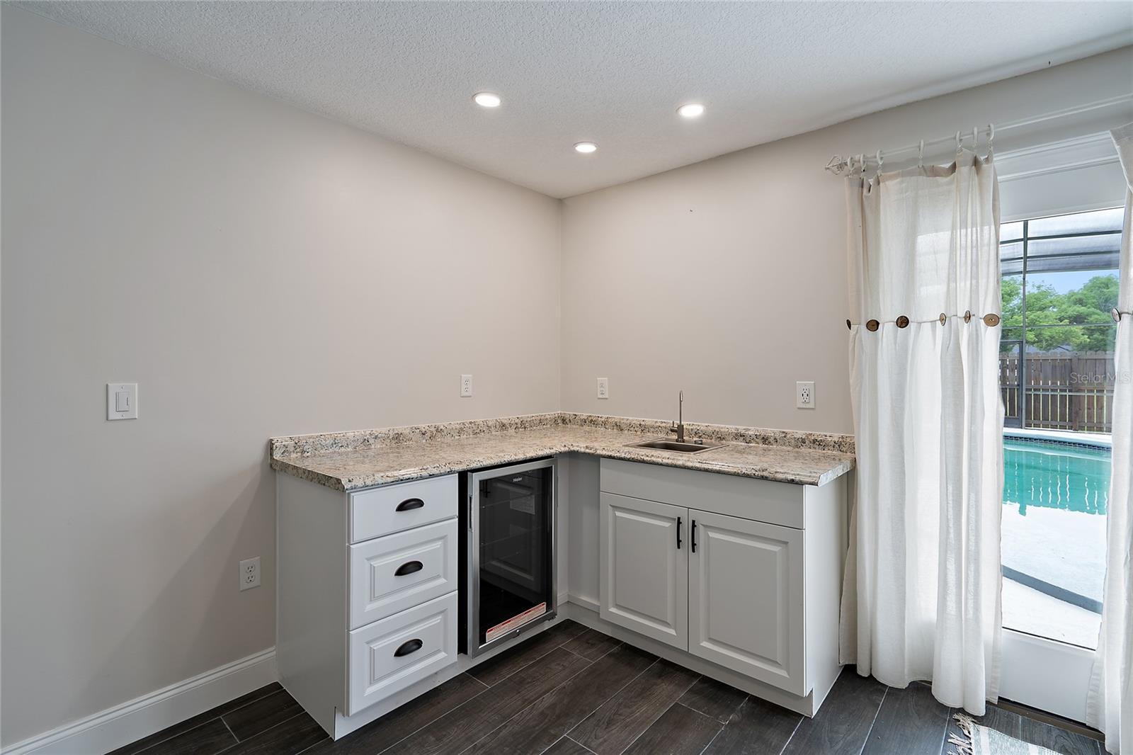 WOLFERS LAKE VIEW TERRACE - Residential