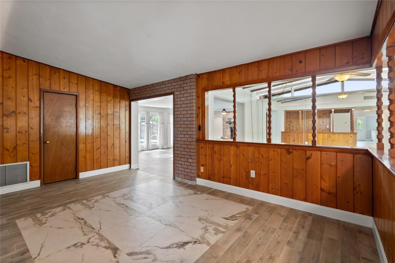 WOLFERS LAKE VIEW TERRACE - Residential