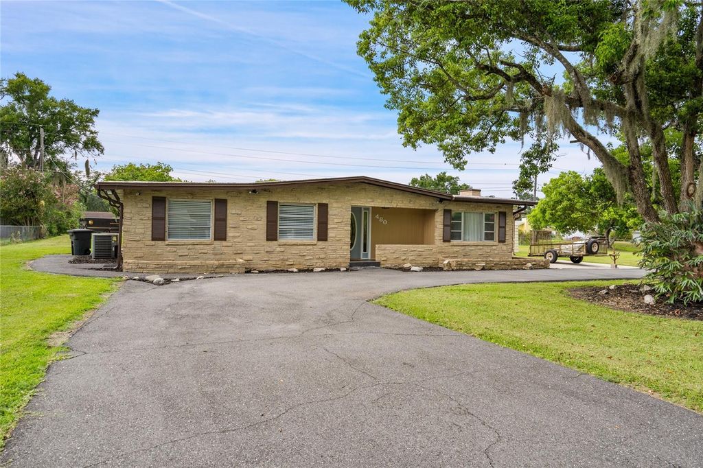 Photo of 480 Palm Drive, Sanford, FL 32771 (MLS # O6404423)