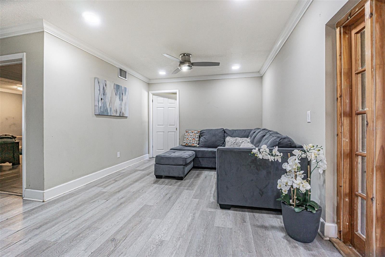 6811 MITCHELL CIRCLE