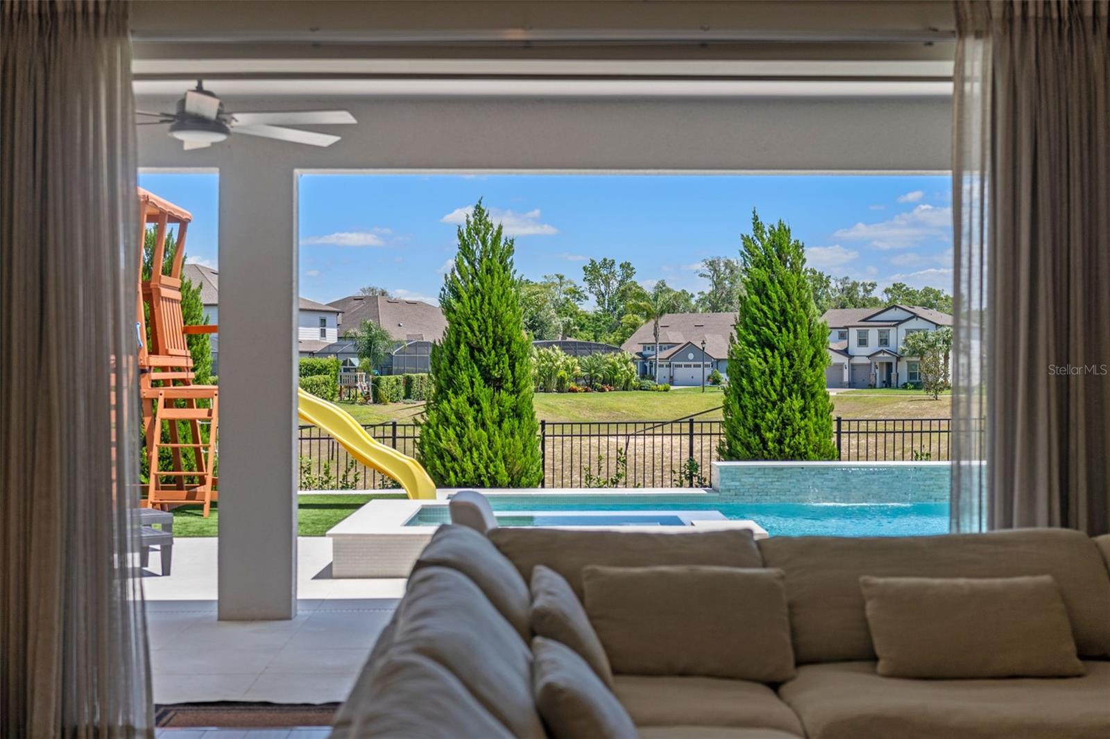 327 ISLAND SOUND CT