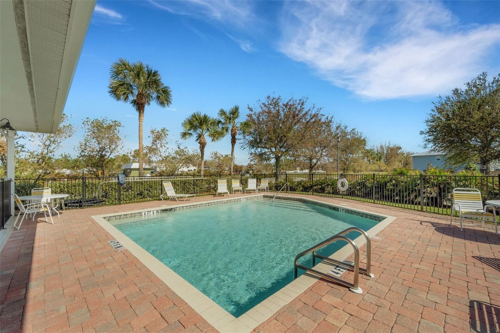 TOWNHOMES CAPE HAZE - Residential