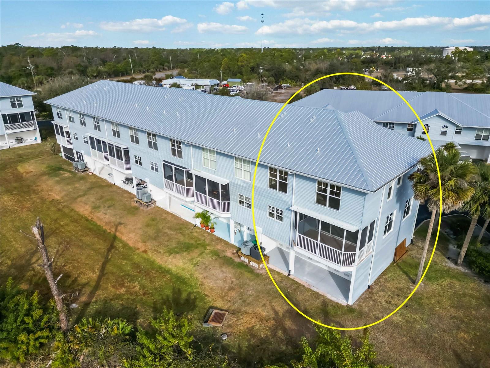 TOWNHOMES CAPE HAZE - Residential