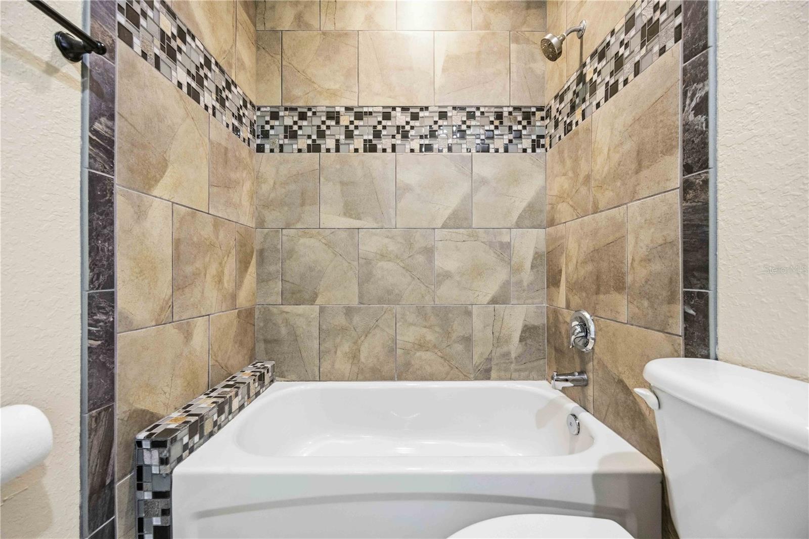 TOWNHOMES CAPE HAZE - Residential