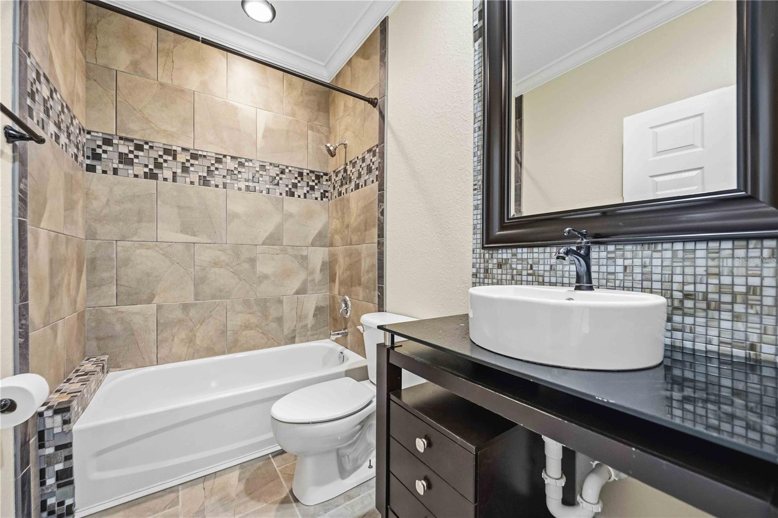 TOWNHOMES CAPE HAZE - Residential