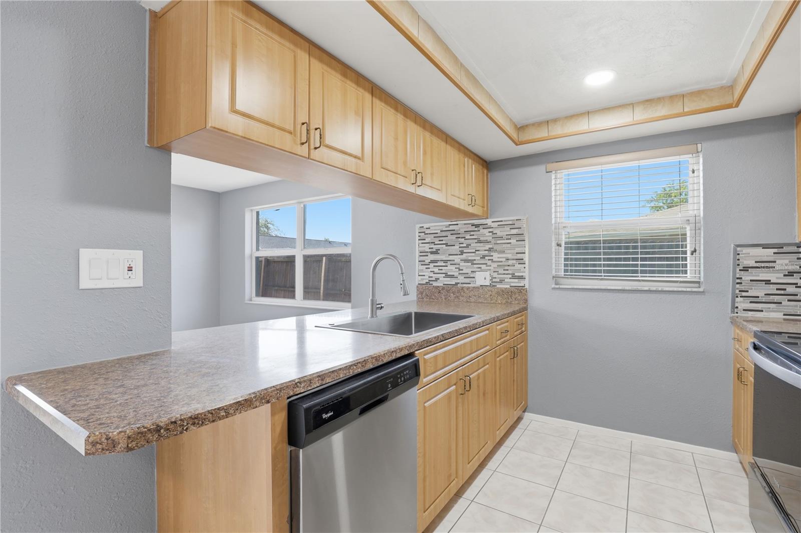 LA VILLA GARDENS - Residential