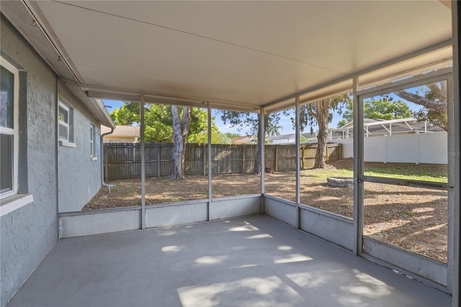 LA VILLA GARDENS - Residential