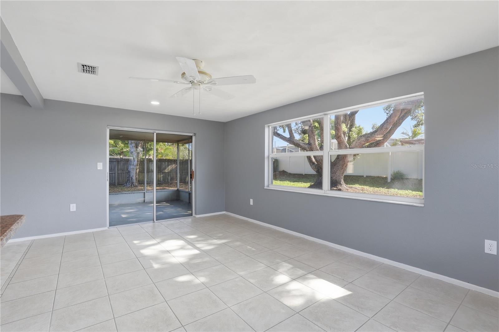 LA VILLA GARDENS - Residential