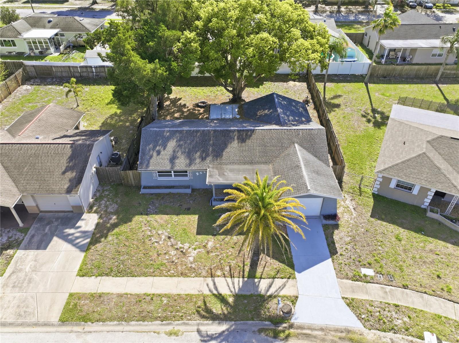 LA VILLA GARDENS - Residential