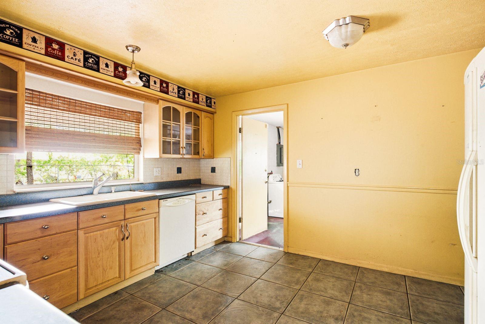 RIDGE MANOR WEST - Residential