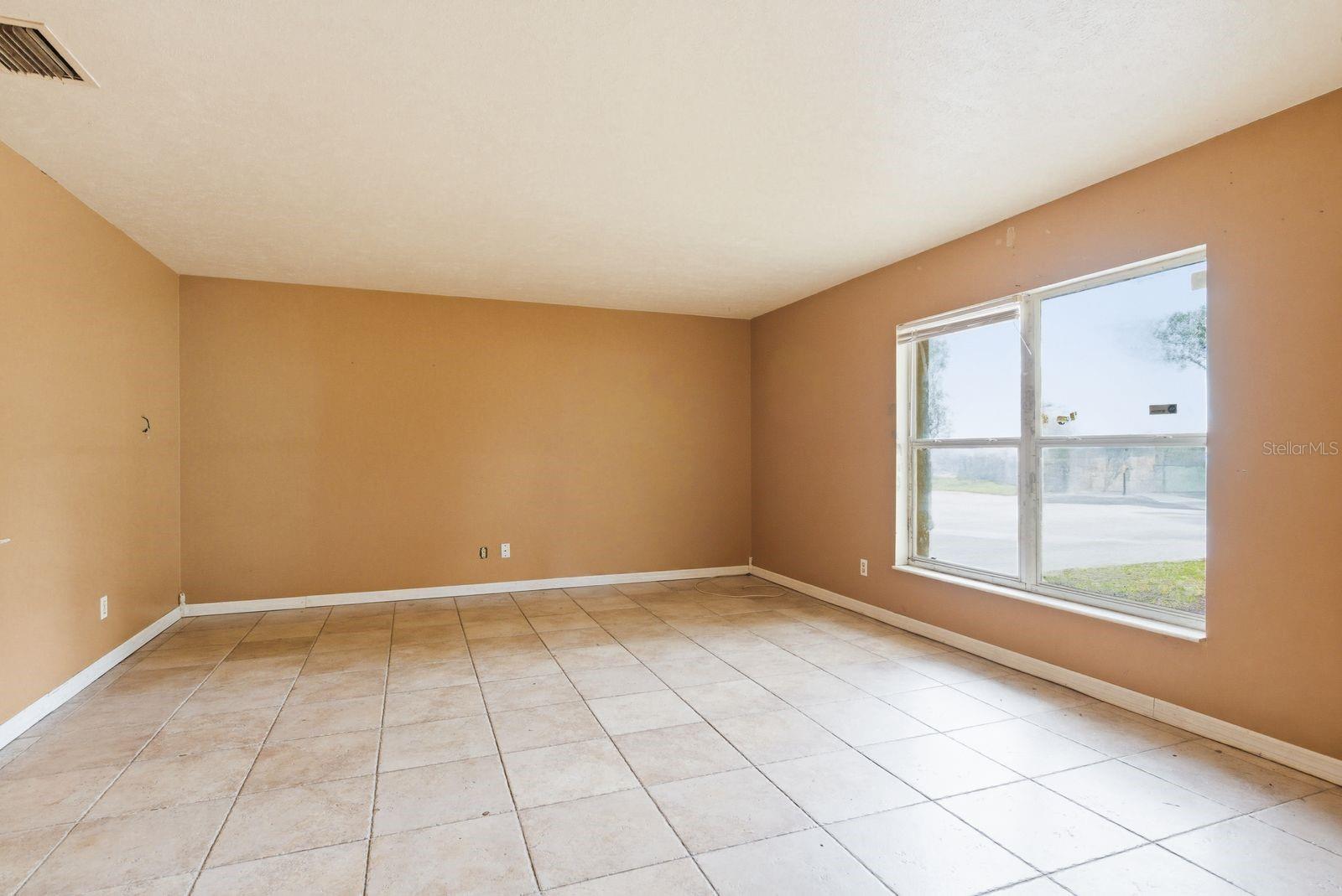 RIDGE MANOR WEST - Residential