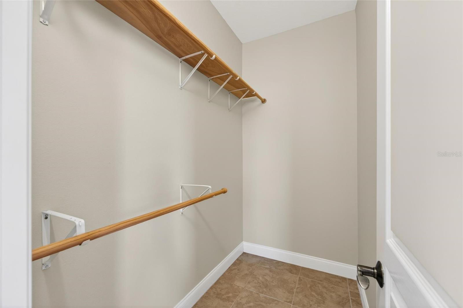 RIVERLAKE ADD - Residential