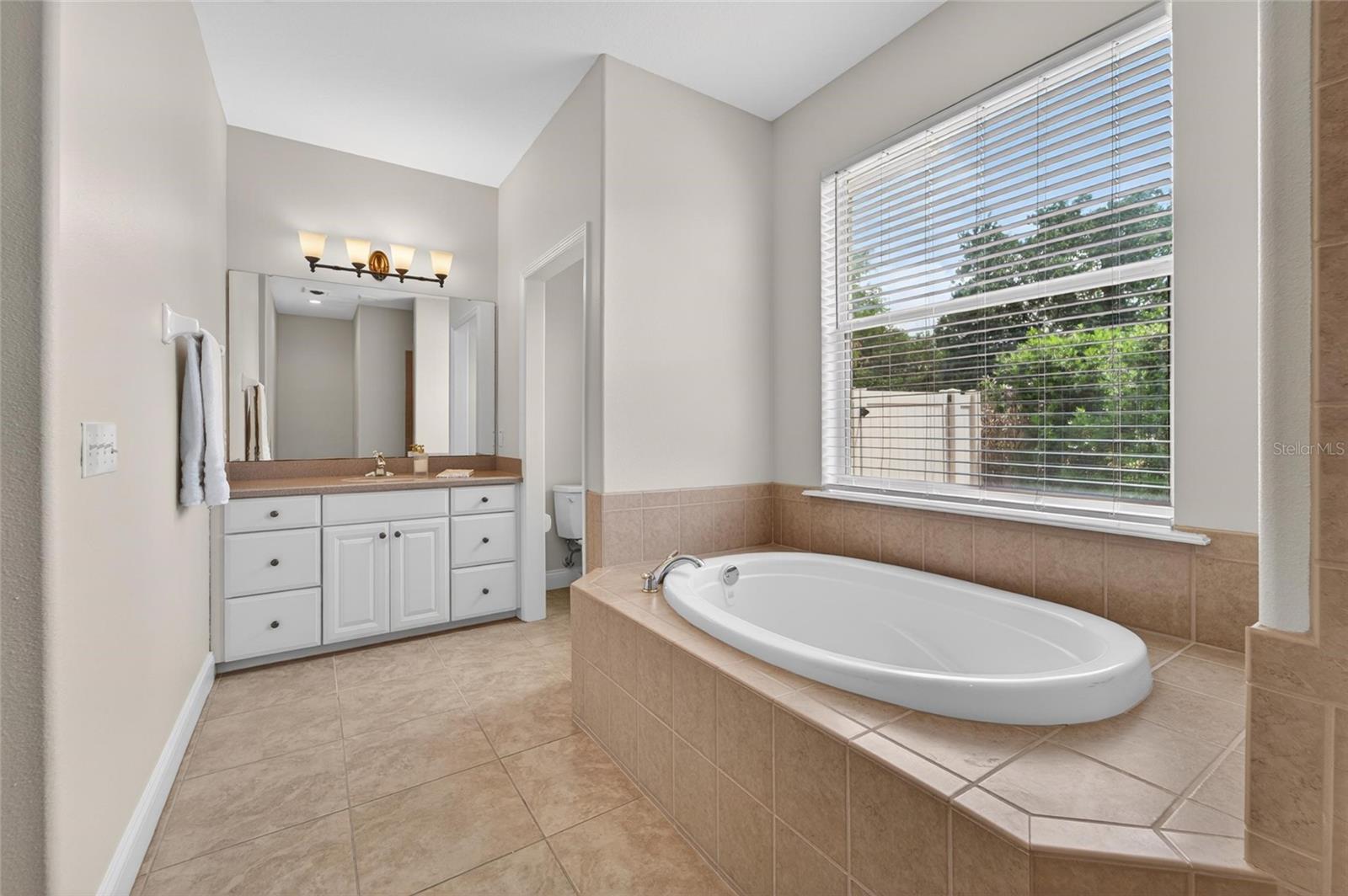 RIVERLAKE ADD - Residential