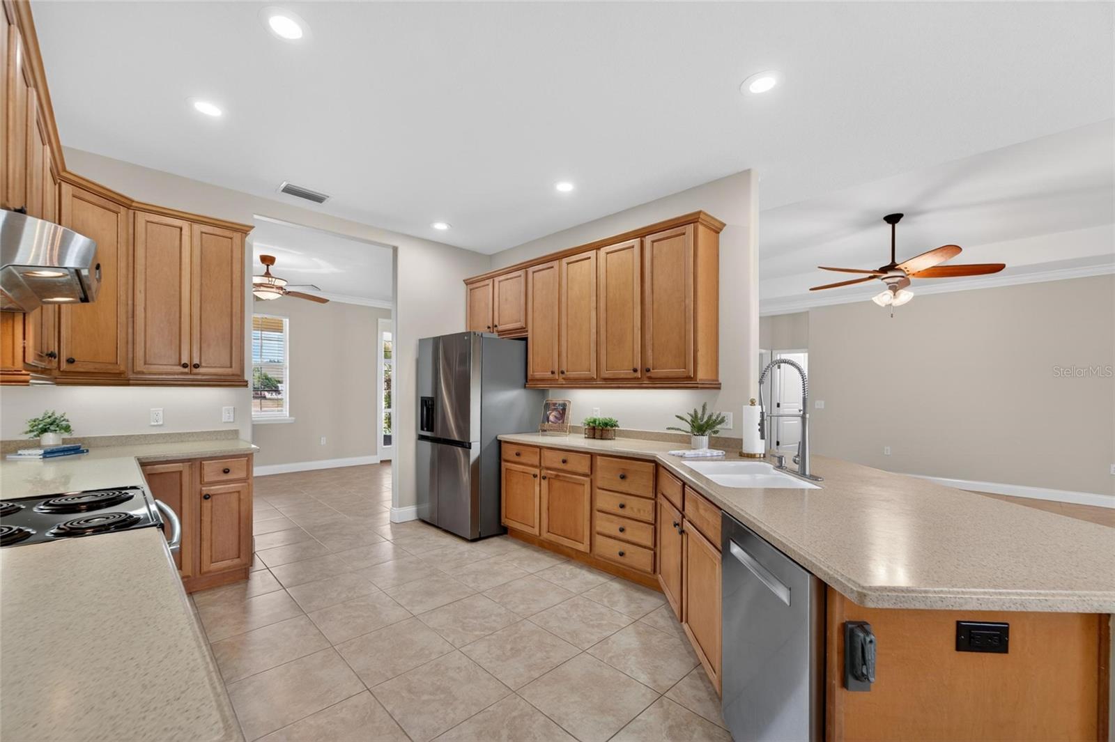 RIVERLAKE ADD - Residential