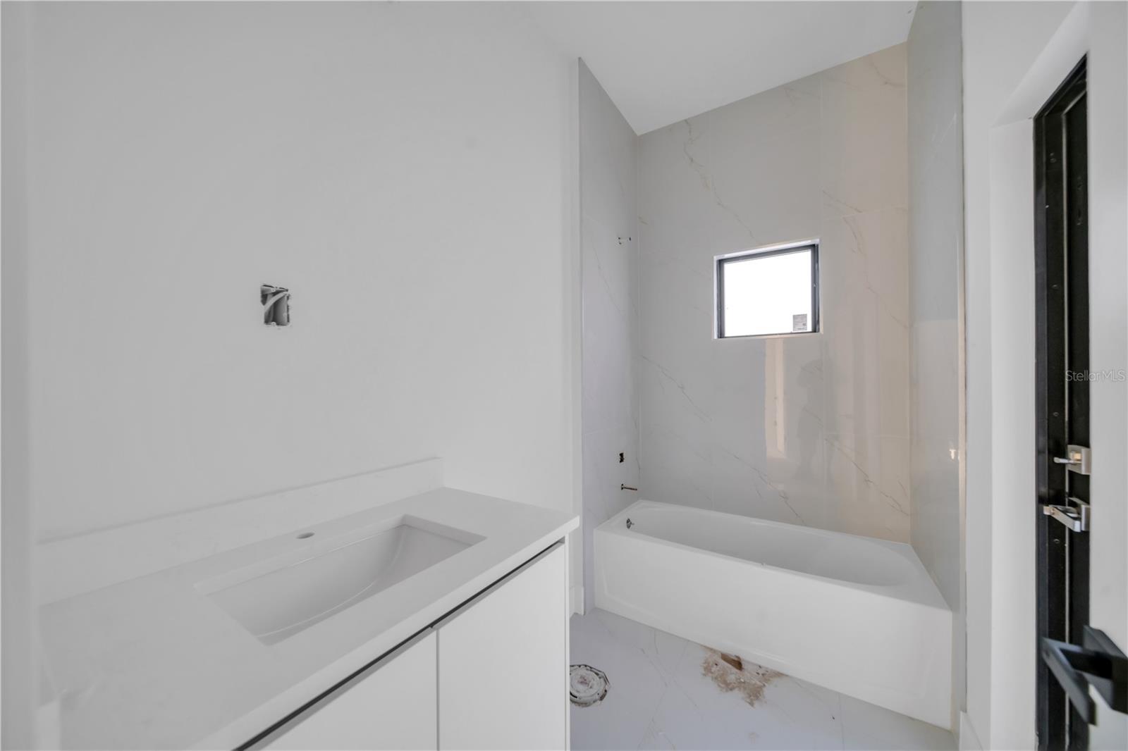1564 - PORT CHARLOTTE SUB 20 - Residential