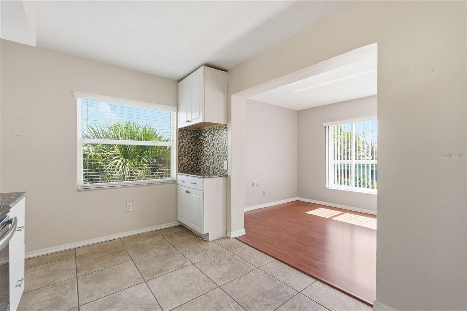 ON TOP OF THE WORLD - Residential