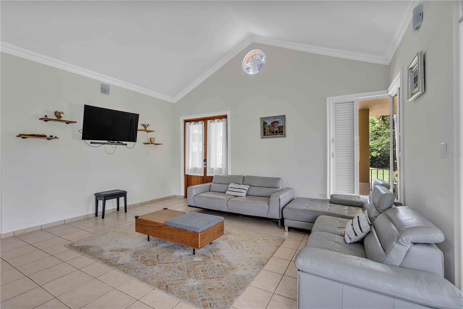 SABANERA DE DORADO - Residential