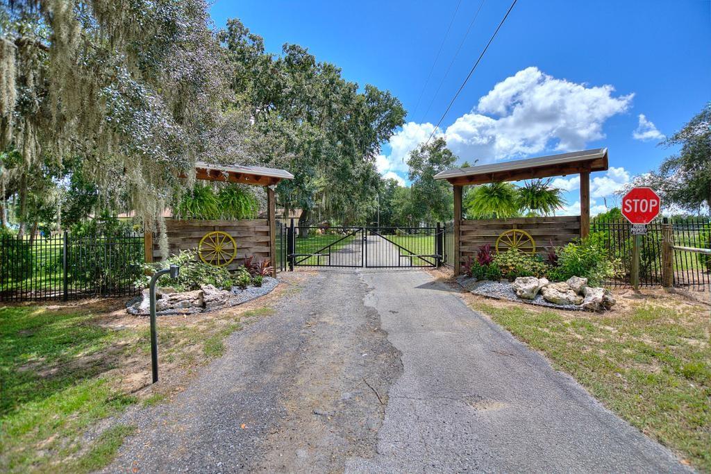 NOT IN A SUBDIVISION - Residential