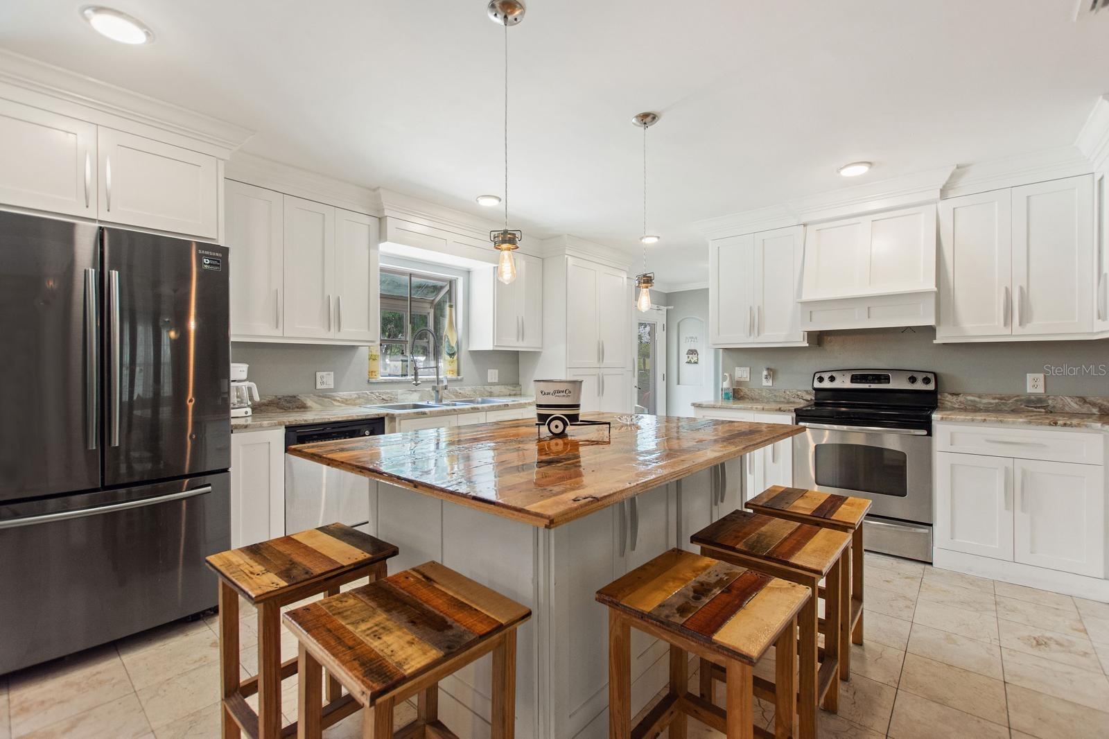 NOT IN A SUBDIVISION - Residential