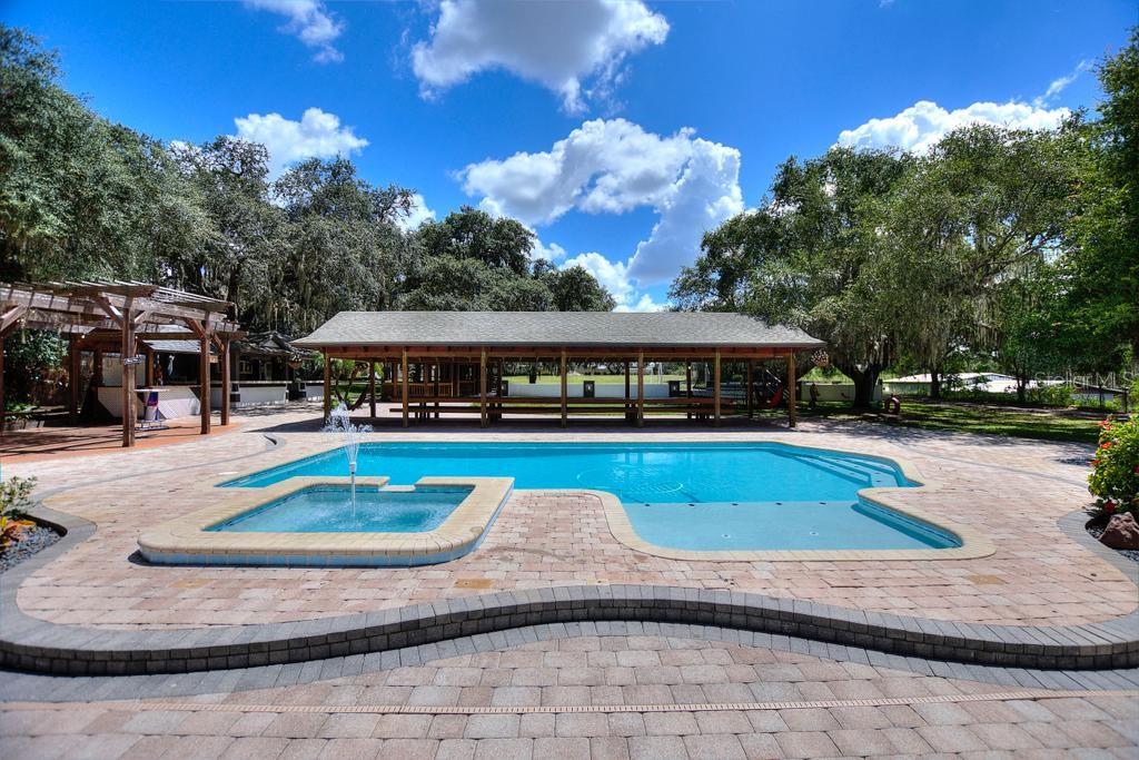 NOT IN A SUBDIVISION - Residential