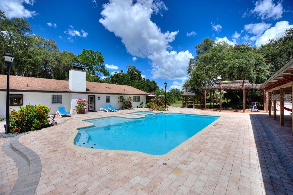 NOT IN A SUBDIVISION - Residential