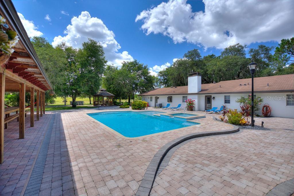 NOT IN A SUBDIVISION - Residential