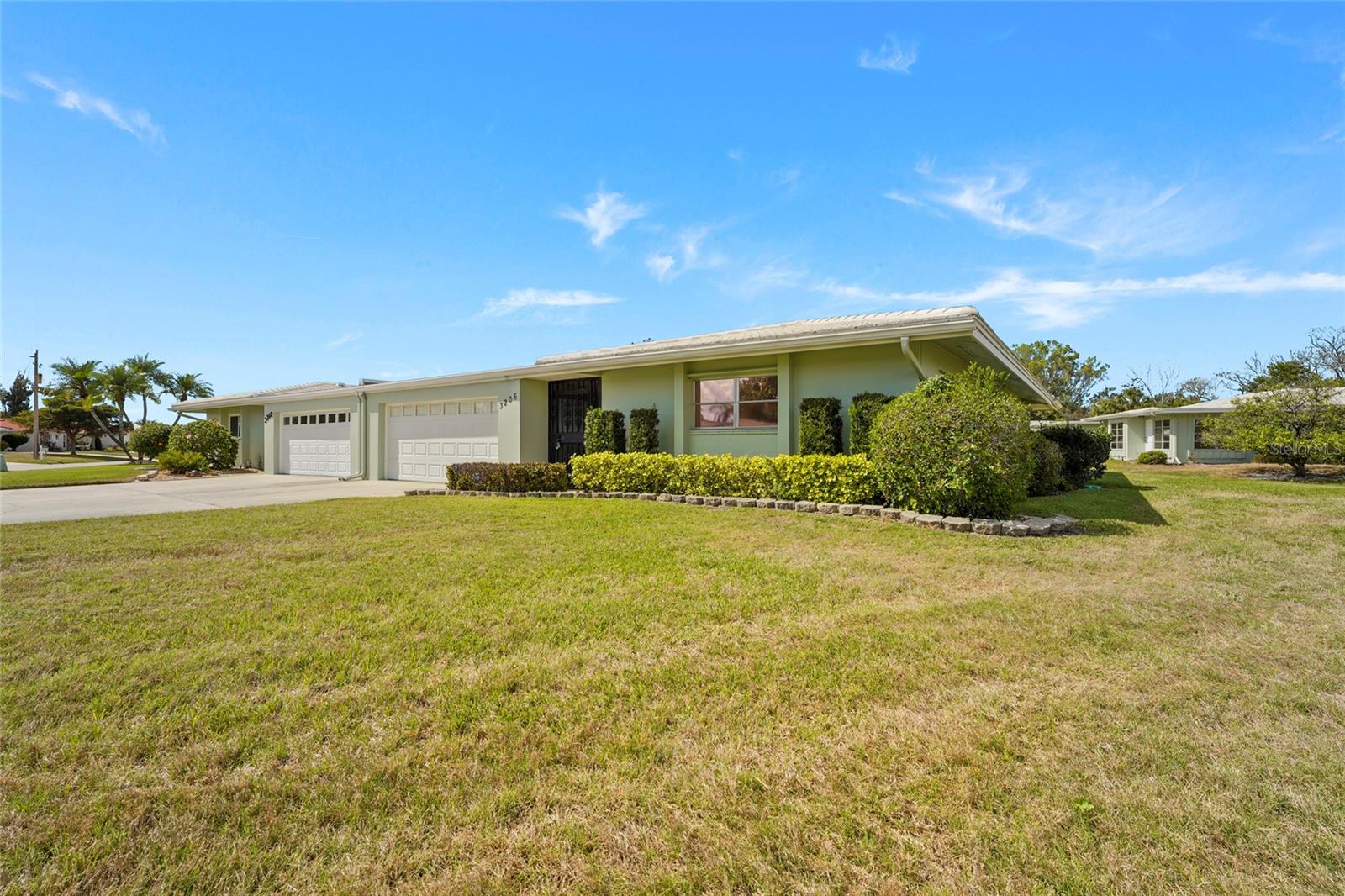 SOUTH GATE VILLAGE GREEN 10 - Residential