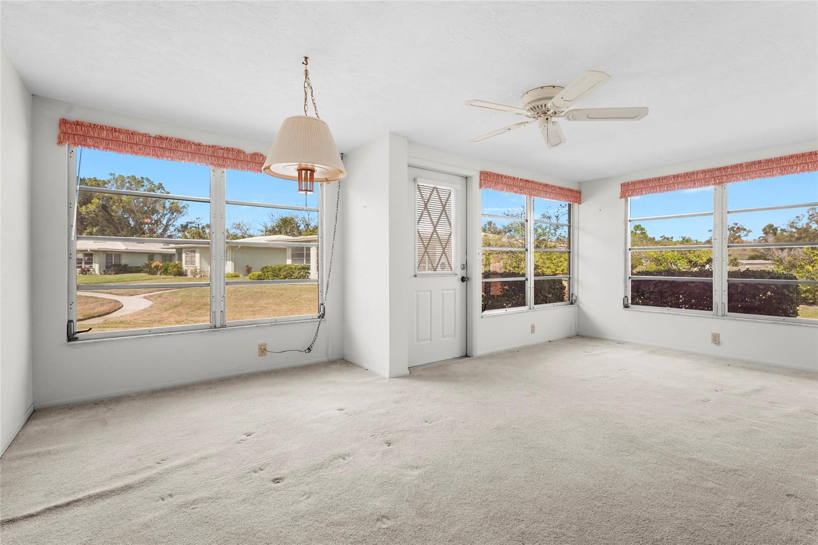 SOUTH GATE VILLAGE GREEN 10 - Residential