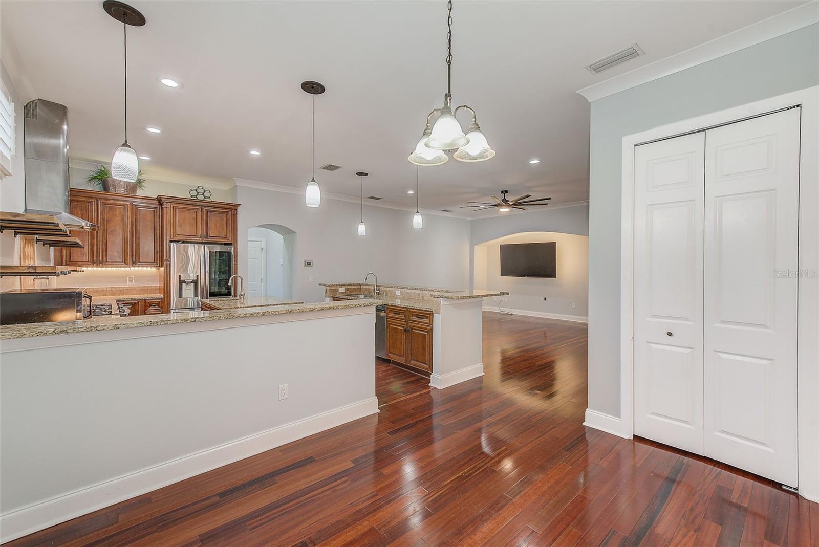 GRAHAMS T W SUB - Residential Lease