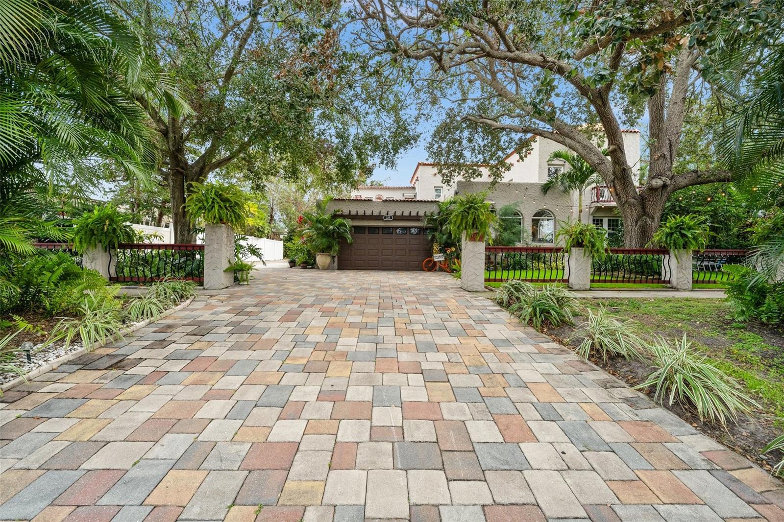 325 49TH STREET N 1