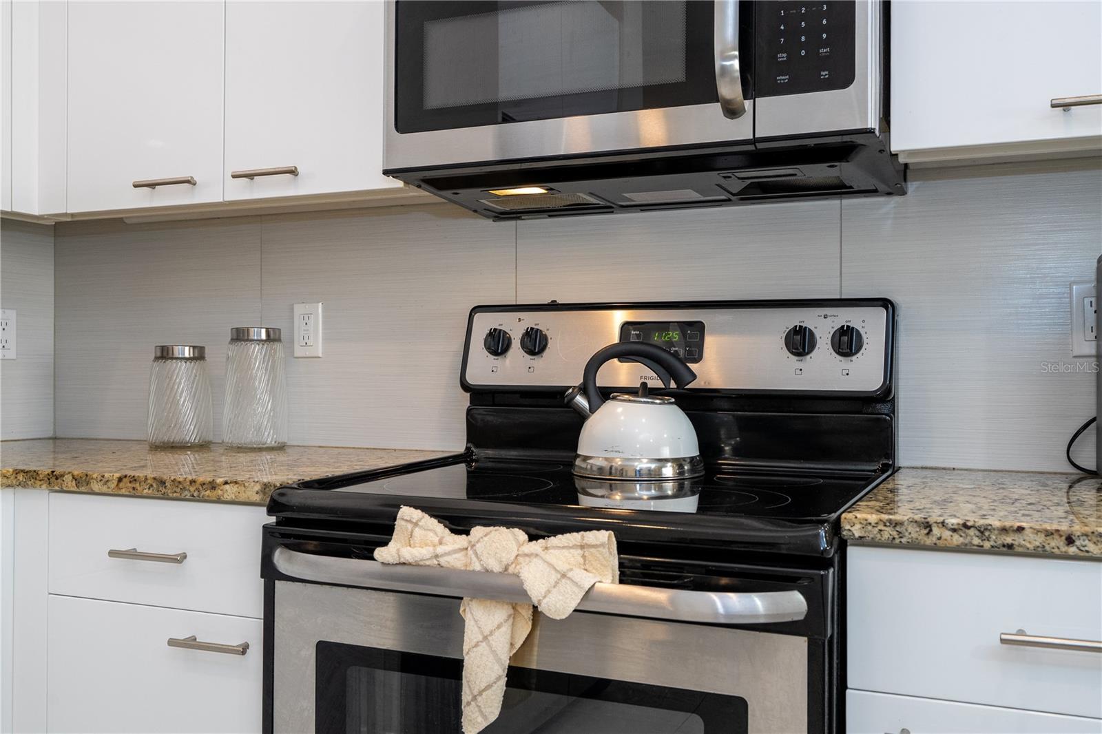 RETREAT AT SILVER CREEK SUB - Residential