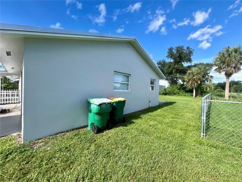 A home in PUNTA GORDA