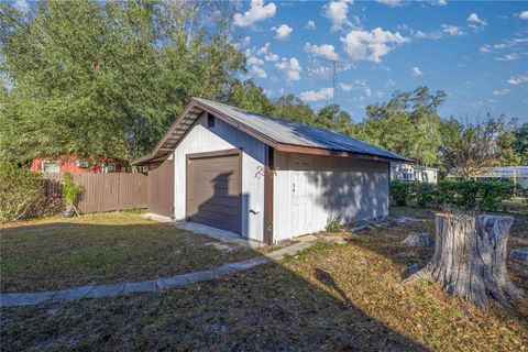 A home in OCKLAWAHA