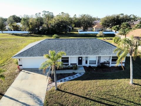 A home in PUNTA GORDA