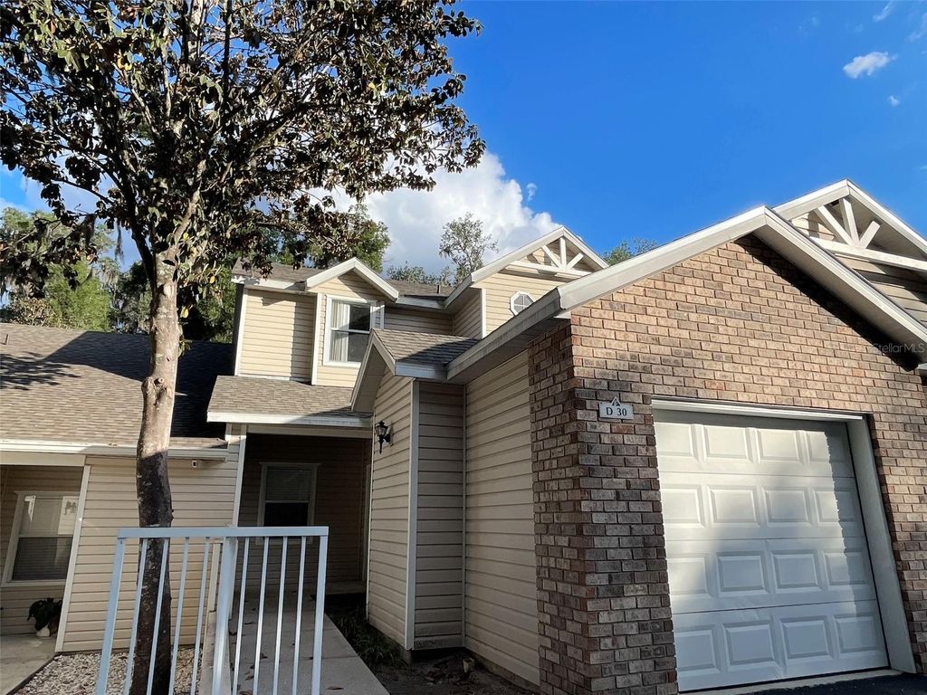 Photo of 4700 SW Archer Road #D30, Gainesville, FL 32608 (MLS # GC539721)