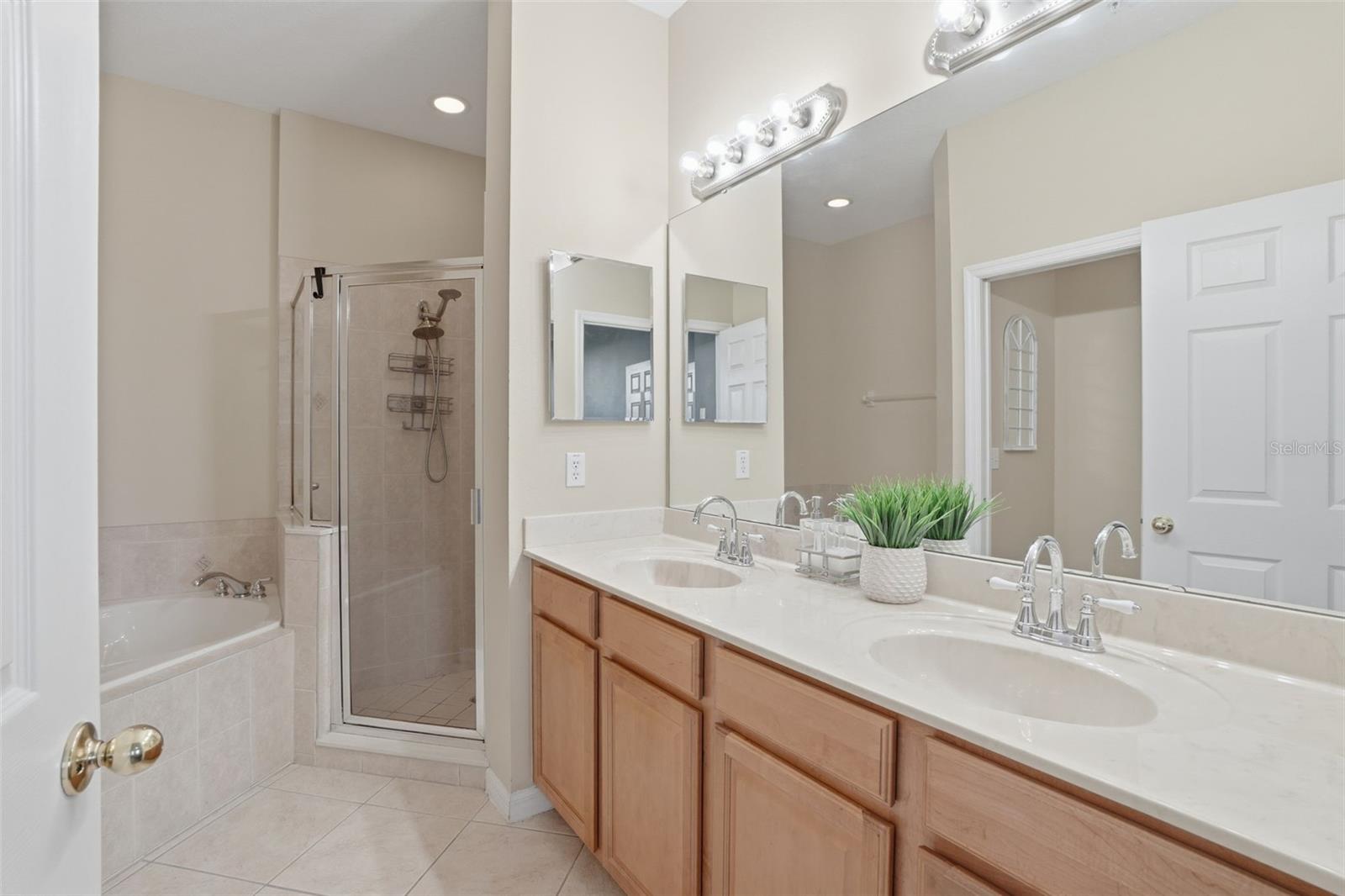 CRESTWOOD HEIGHTS - Residential