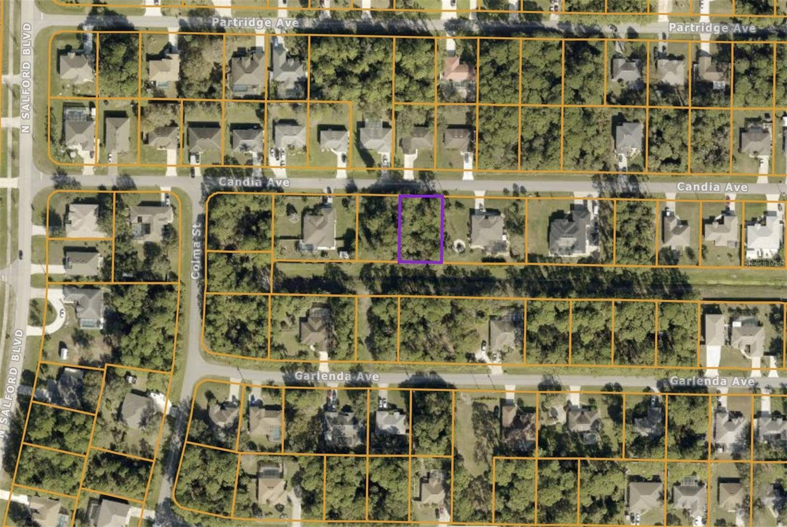 Beautiful property ready to build your new home! Located in a desirable and rapidly growing residential neighborhood area of North Port, Sarasota County. Owner financing available. Invest today!!