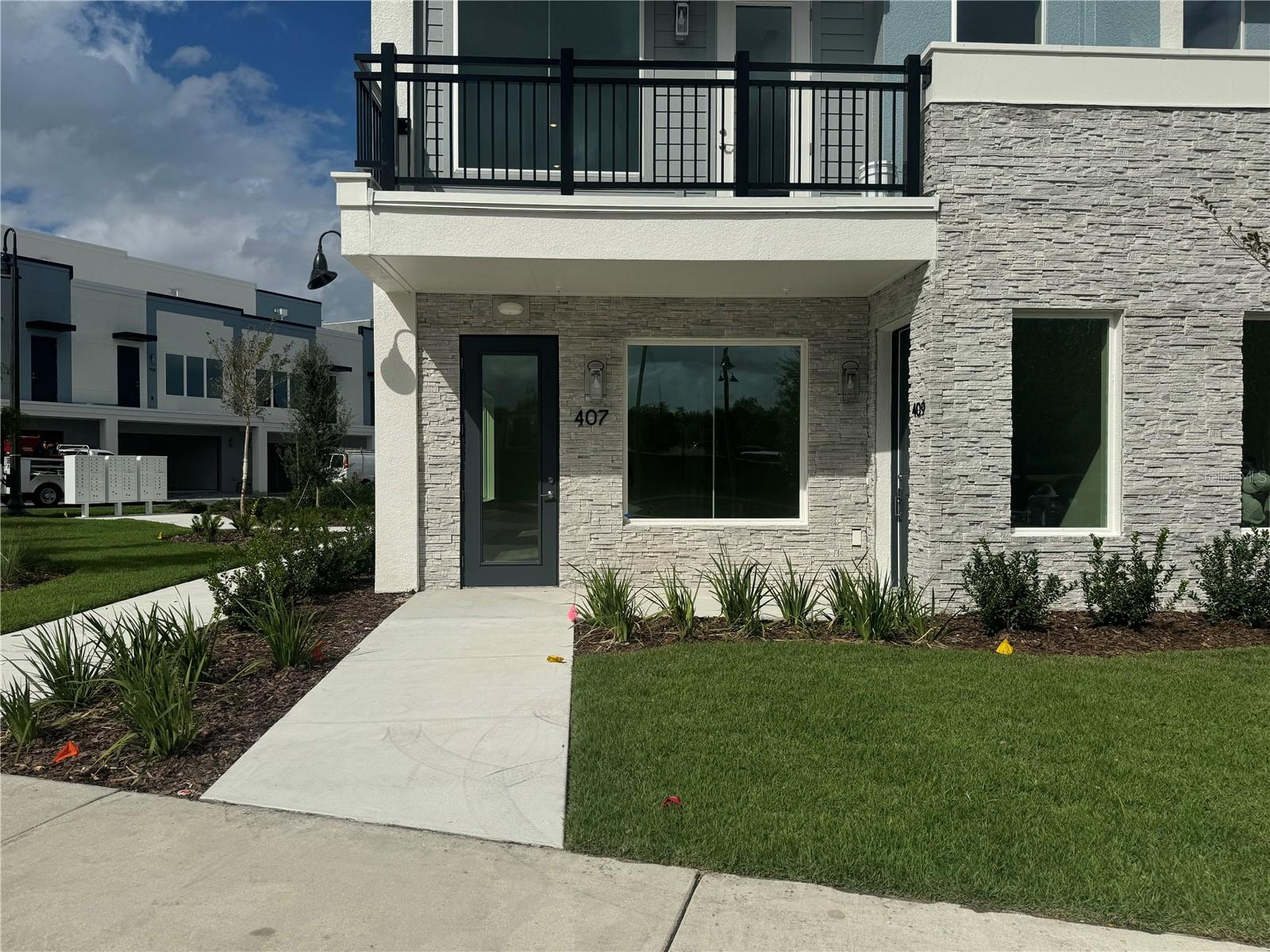 TOWNHOMES AT CITY PLACE - Commercial Lease