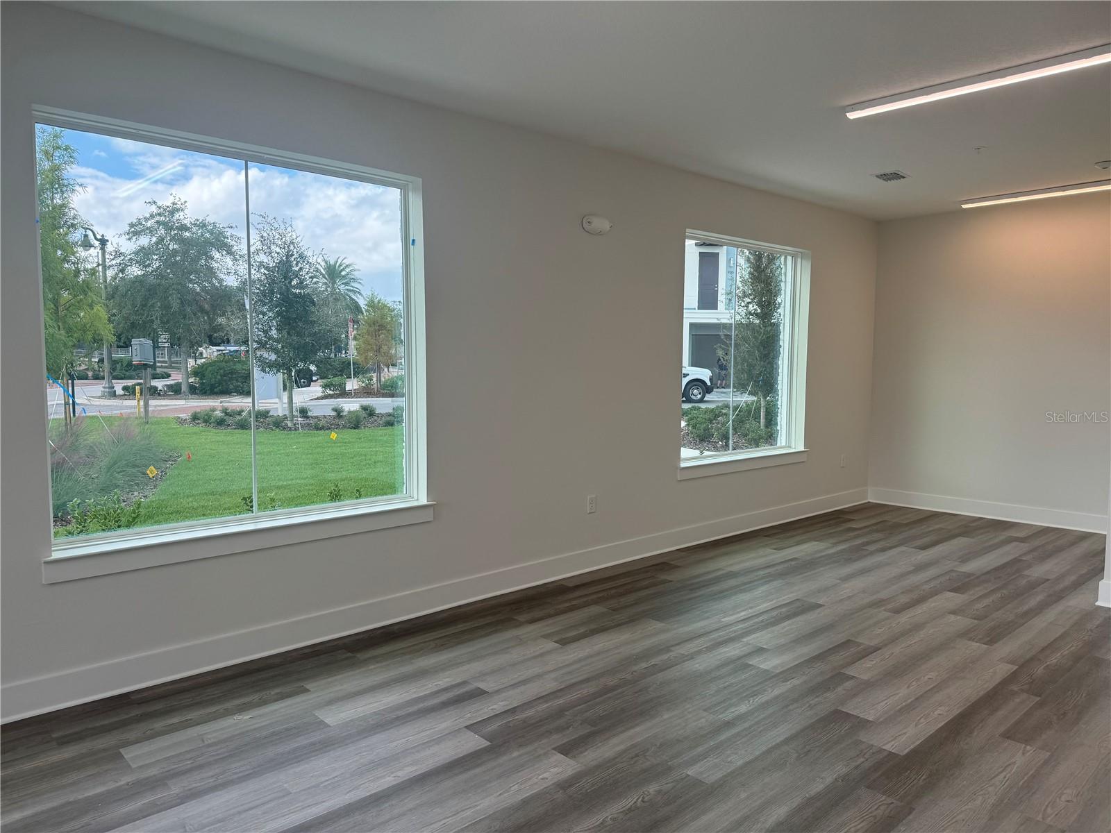 TOWNHOMES AT CITY PLACE - Commercial Lease