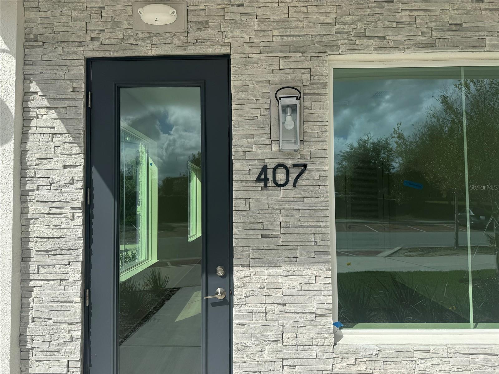 TOWNHOMES AT CITY PLACE - Commercial Lease