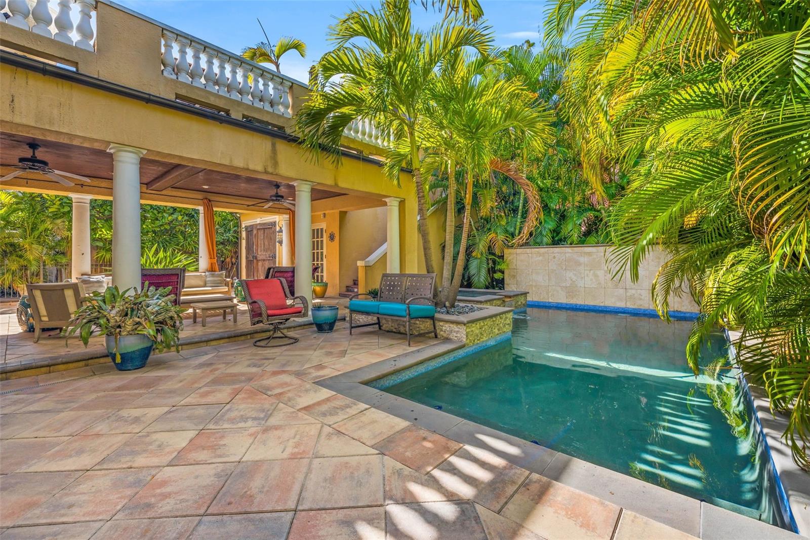 DAVIS ISLANDS PB10 PG52 TO 57 - Residential