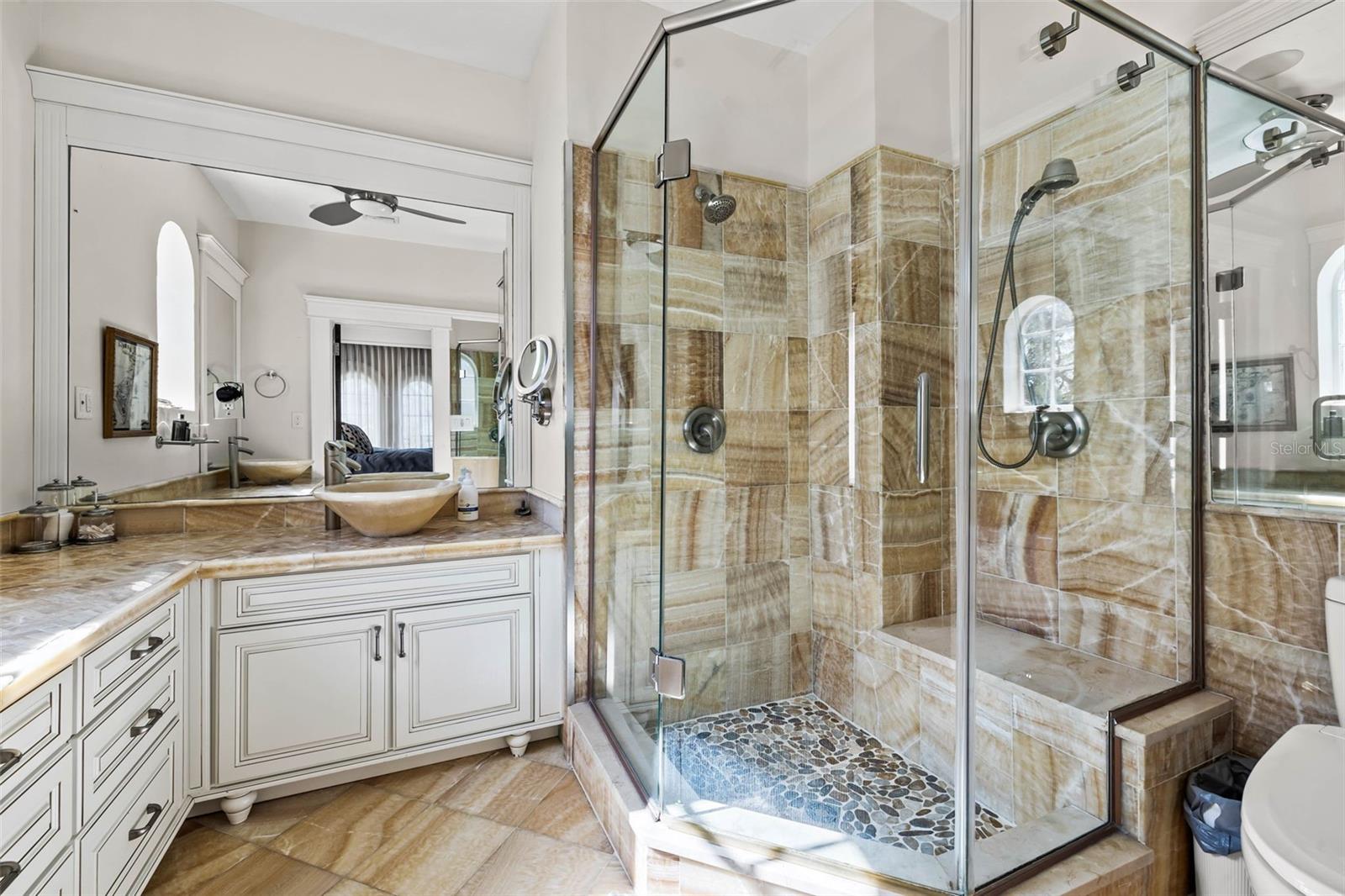 DAVIS ISLANDS PB10 PG52 TO 57 - Residential