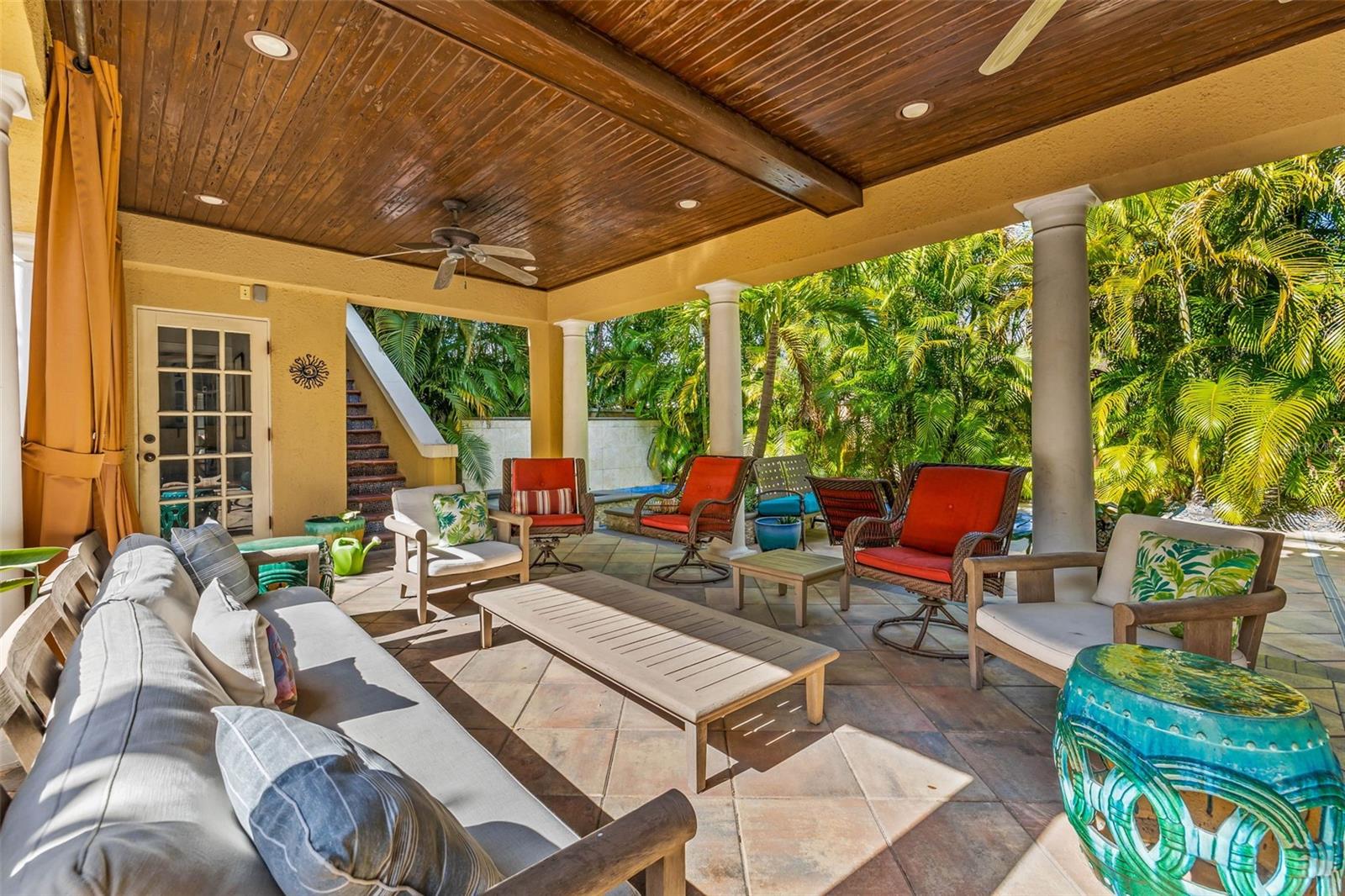 DAVIS ISLANDS PB10 PG52 TO 57 - Residential