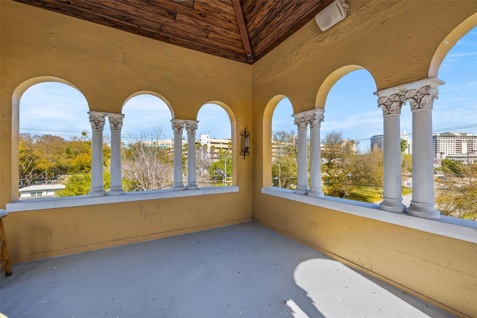 DAVIS ISLANDS PB10 PG52 TO 57 - Residential