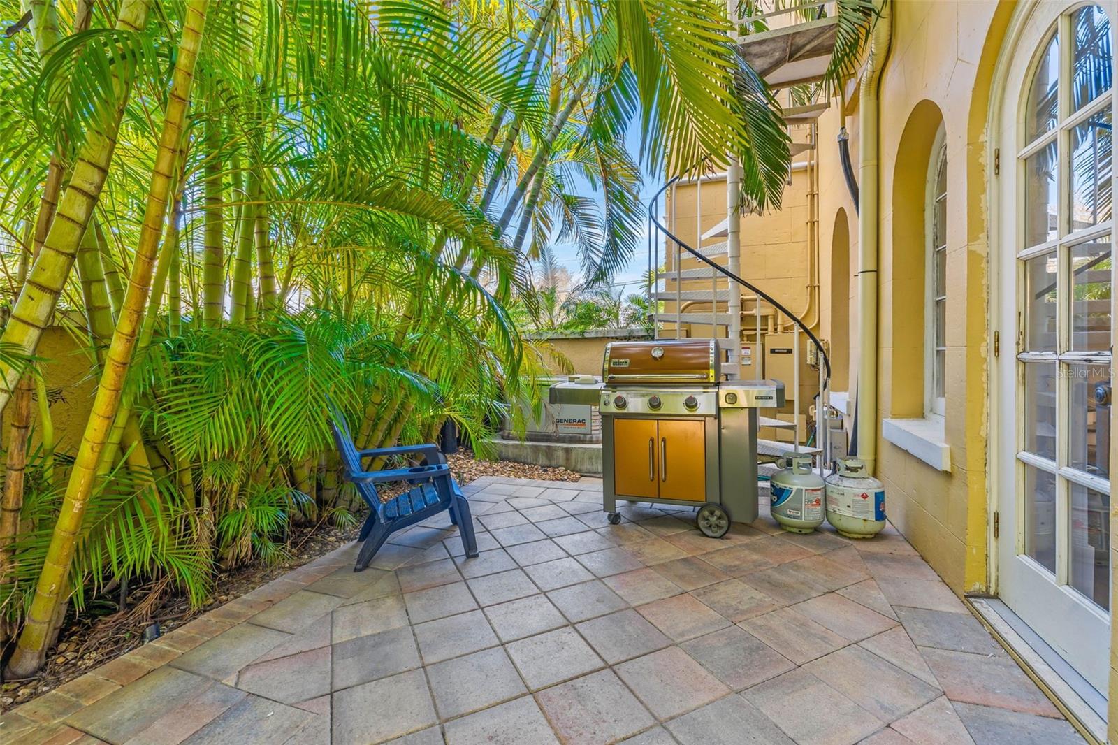 DAVIS ISLANDS PB10 PG52 TO 57 - Residential