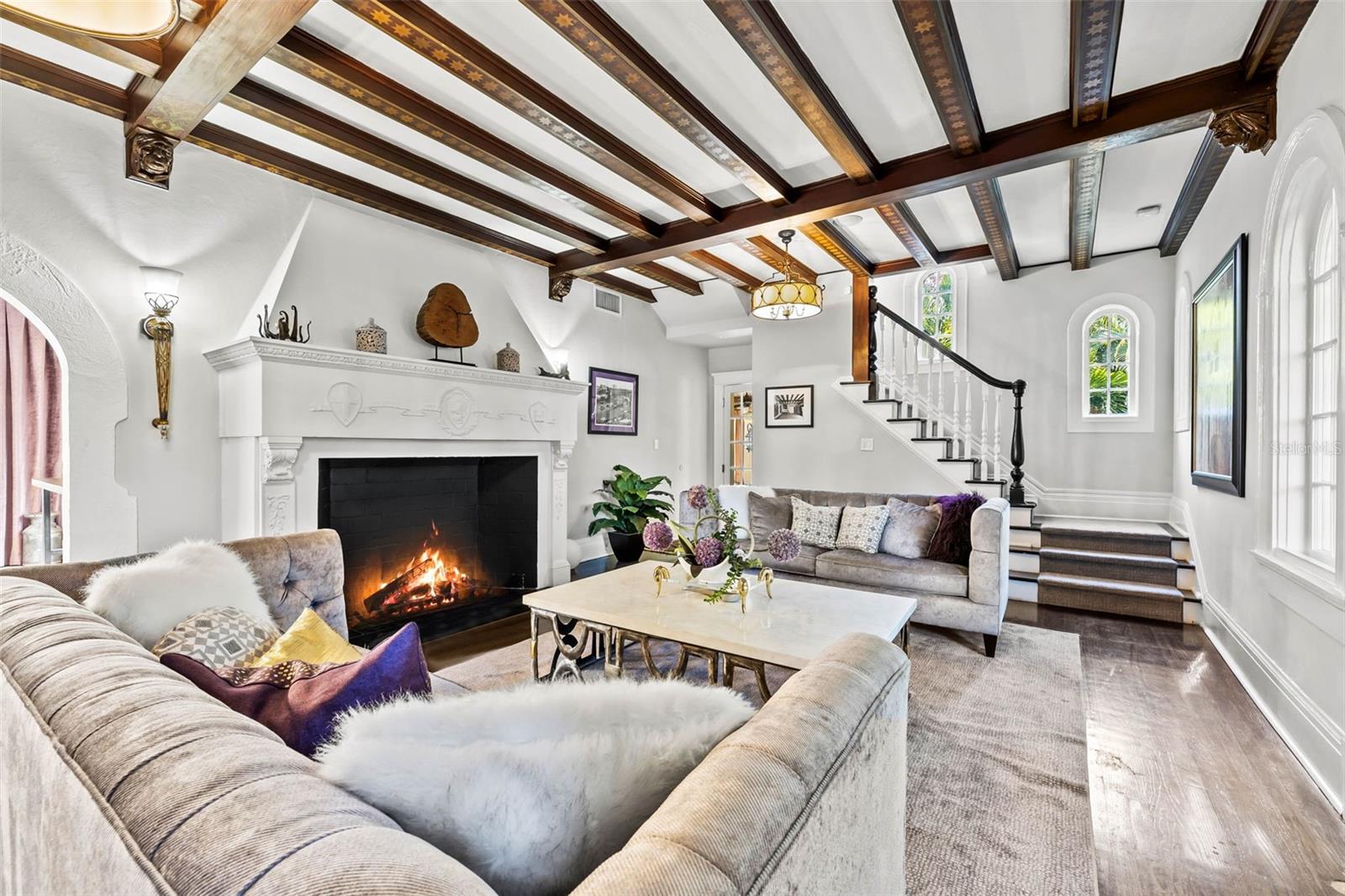 DAVIS ISLANDS PB10 PG52 TO 57 - Residential