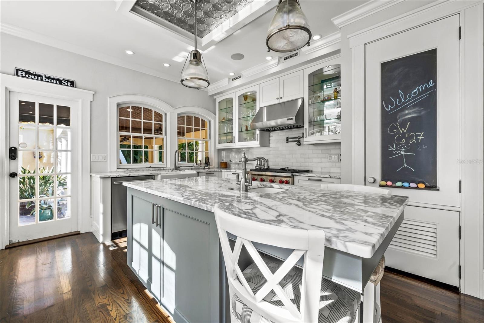 DAVIS ISLANDS PB10 PG52 TO 57 - Residential